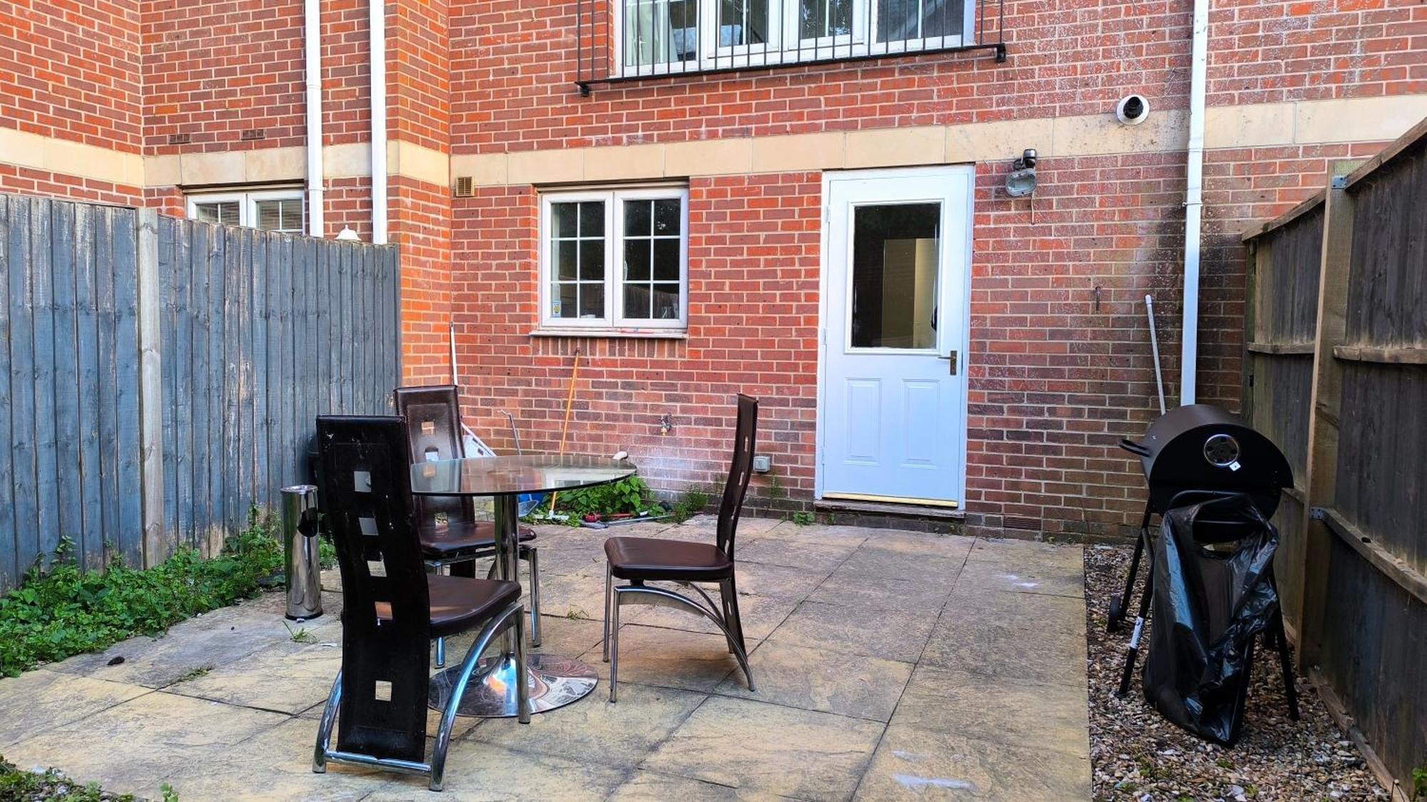 Apartment Parkside Retreat, 5 Min From Station ,r2 London